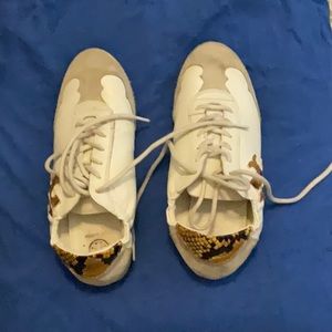 #Tory Burch size 7.5 shoes